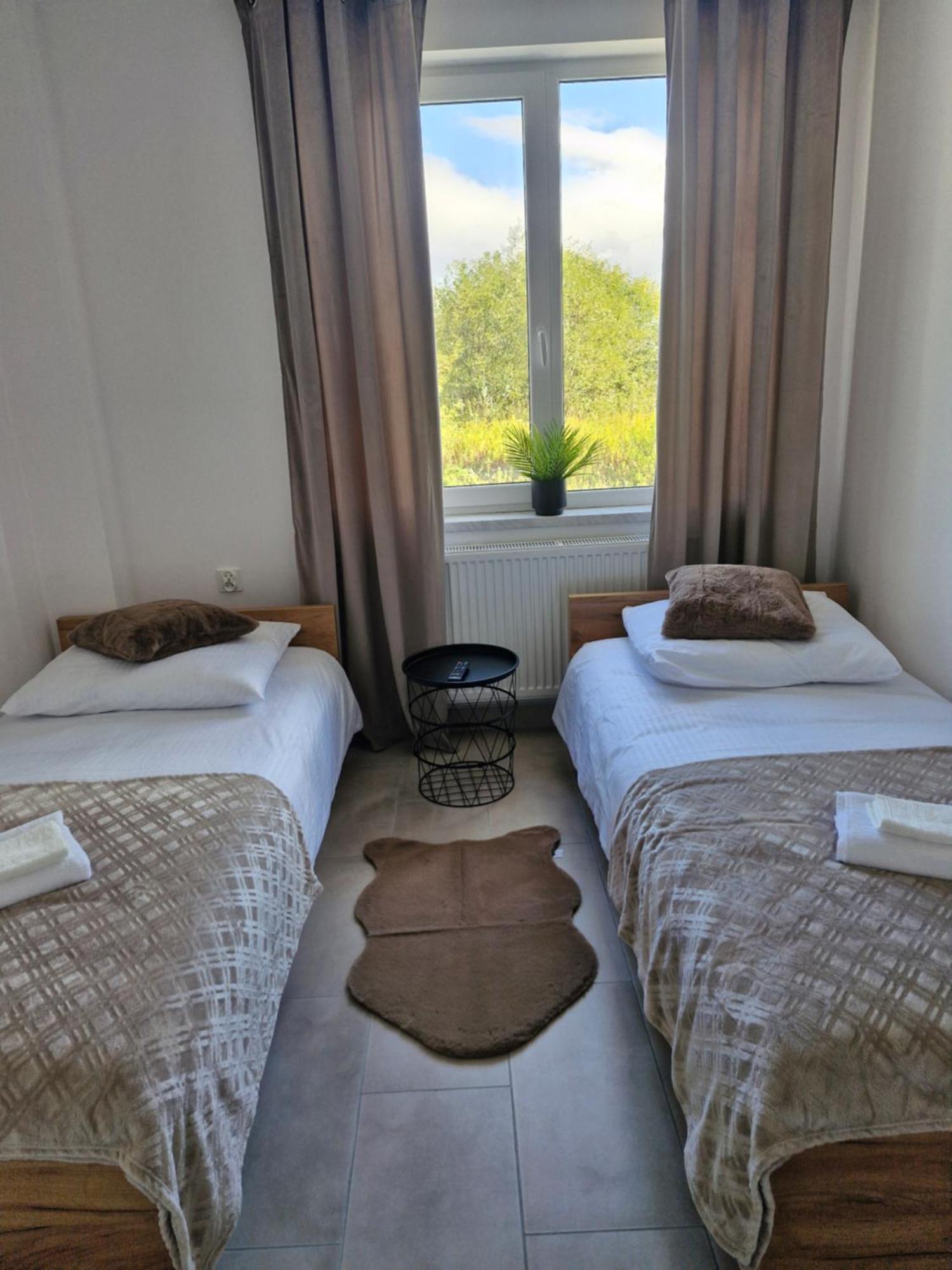Motel Mewa Лежайск Экстерьер фото